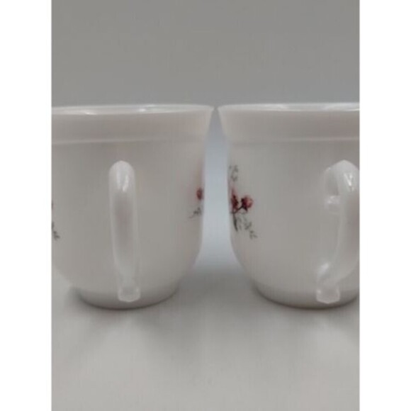 Set of 2 Vintage Arcopal France White Tea Cups With Pink Flowers - Picture 7 of 10